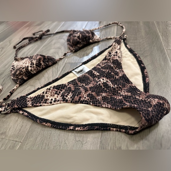 Snake print bikini set size small - Picture 2 of 3